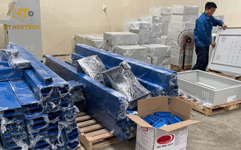 ảnh thi công hệ thống thang máng cáp cho nhà máy FFC Việt Nam