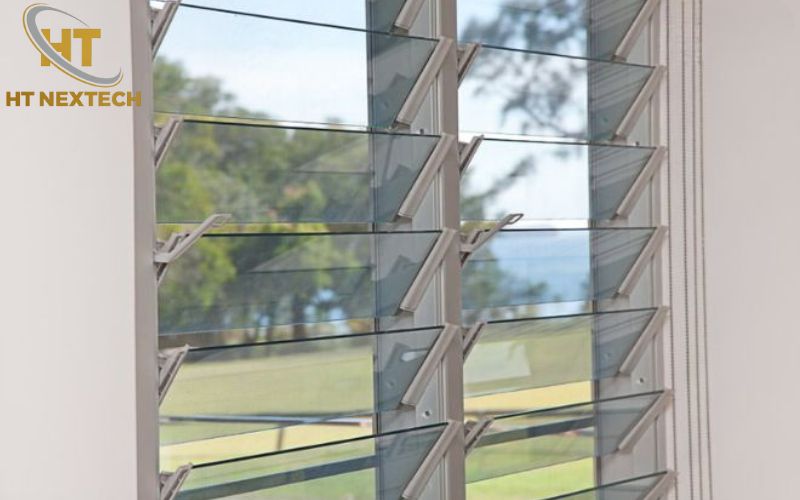 Cửa thông gió kiểu mái