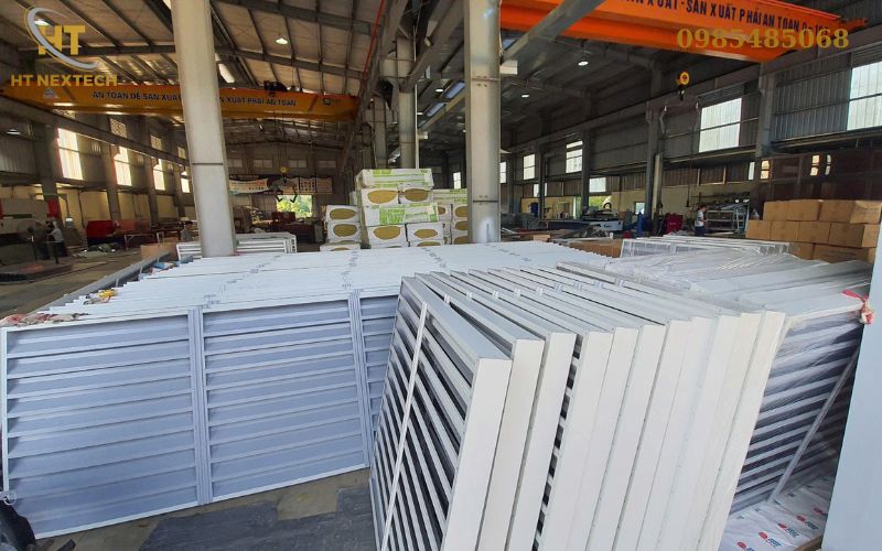 HT Nextech cung cấp mẫu cửa chớp thép số lượng lớn