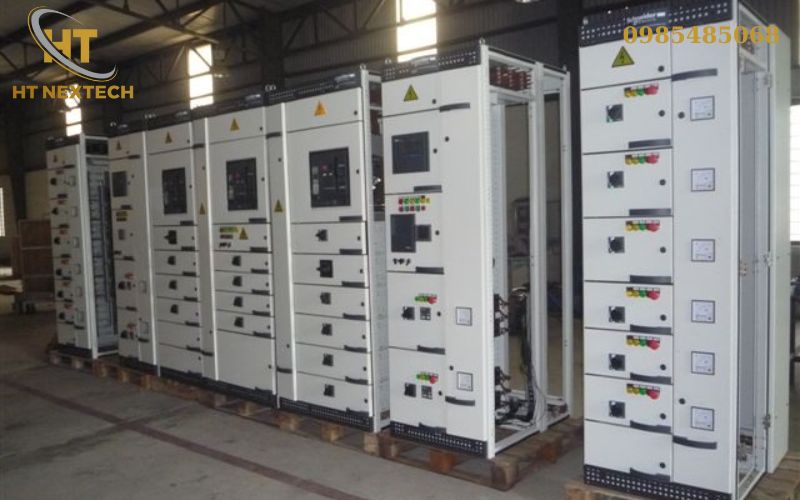 HT NEXTECH có thể thiết kế tủ theo kích thước tùy chỉnh để phù hợp từng dự án