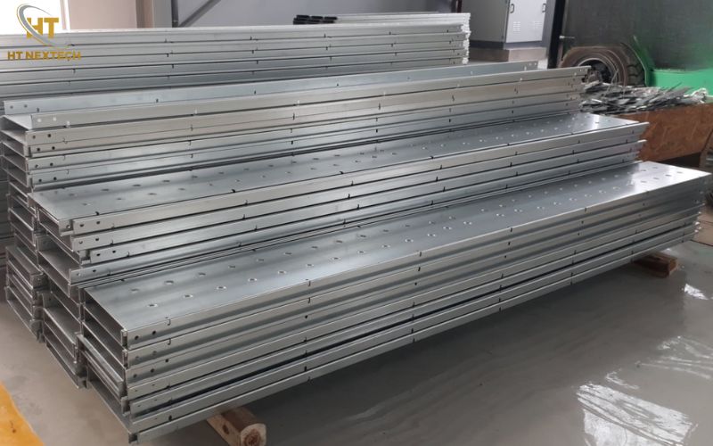 Phụ kiện cửa chớp góp phần tăng tính thẩm mỹ