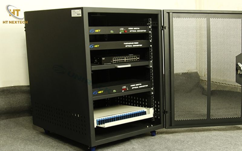 Tủ rack