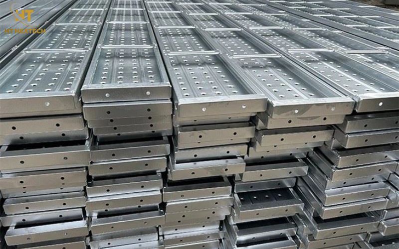 Sàn thao tác màu xám bạc