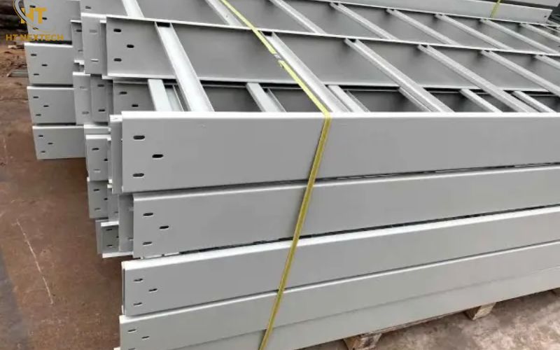 Lắp đặt hệ thống thang máng cáp