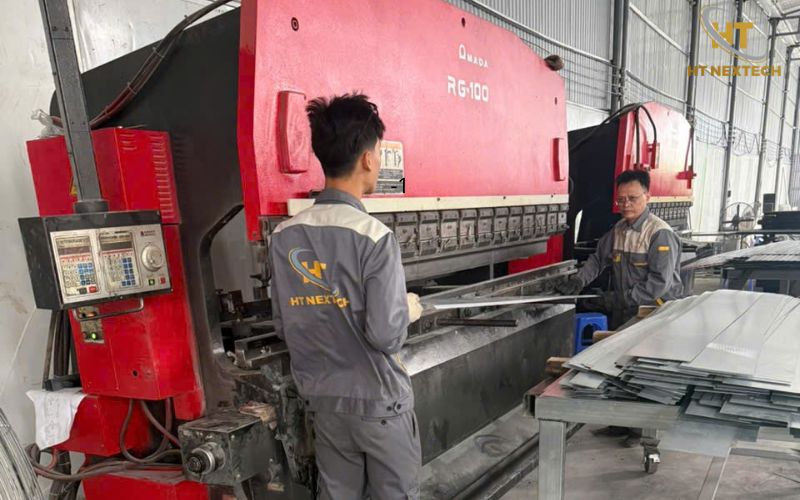 HT NEXTECH thiết kế tủ điện theo yêu cầu