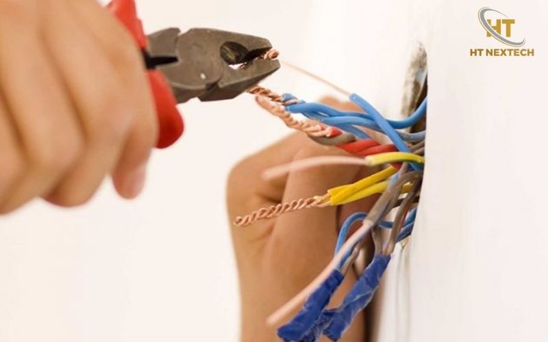 Kiểm tra dây dẫn và điểm đấu nối