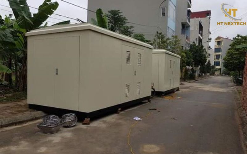 Khoảng cách an toàn phóng điện theo cấp điện áp cho phương tiện và thiết bị